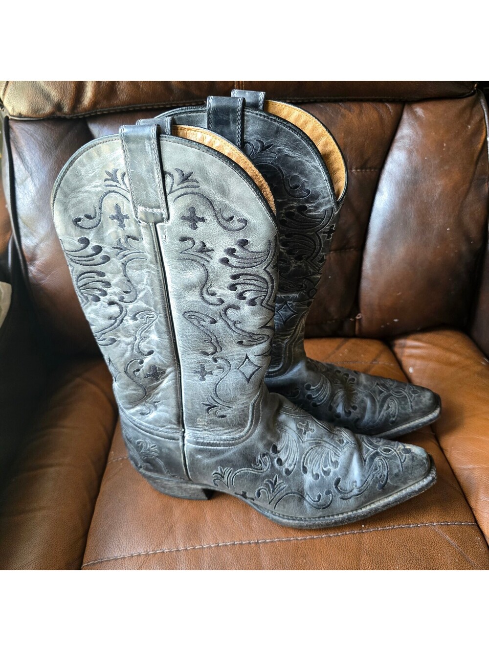Shyanne Women's Distressed Grey Black Embroidered Leather Cowboy Boots 9 B